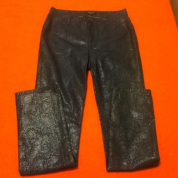 Lafayette 148 New York black shiny foil snakeskin mid-rise straight leg jeans - Picture 2 of 13